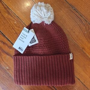 REI Burgundy Beanie with Cream Pom Pom NWT